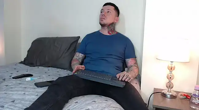 Snapshot of Adam_tatto chatting on 02-20-25, 02:51 Adam tatto online show from 02-20-25, 02:51