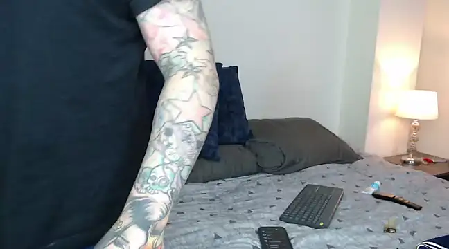 Snapshot of Adam_tatto chatting on 02-22-25, 05:24 Adam tatto online show from 02-22-25, 05:24