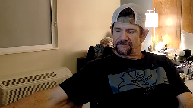 Snapshot of allenspuninfla chatting on 09-17-25, 05:31 allenspuninfla online show from 09-17-25, 05:31