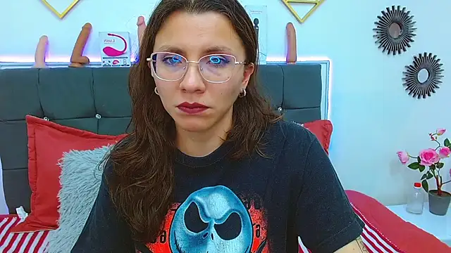 karlamorris  online show from 02-20-25, 04:57