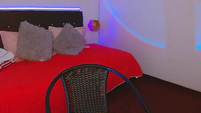 karlamorris  online show from 03-19-25, 02:24