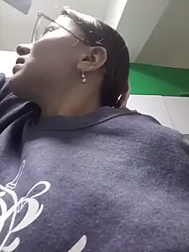 karlamorris  online show from 11-06-25, 01:45