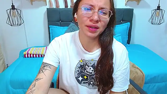 karlamorris  online show from 11-16-25, 04:51