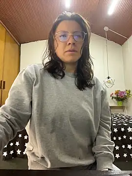 karlamorris  online show from 04-10-26, 01:05