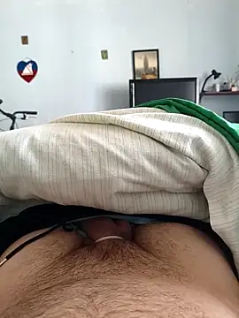 Snapshot of italovene chatting on 11-11-25, 09:09 italovene online show from 11-11-25, 09:09