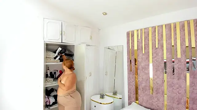 LeahxBarker online show from 02-24-25, 11:19