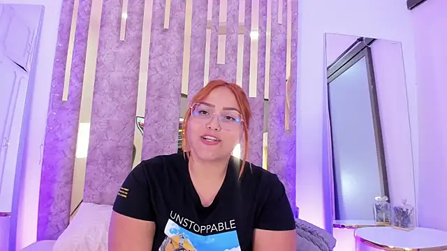 LeahxBarker online show from 03-19-25, 04:57