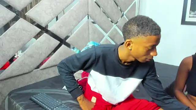 Snapshot of EvaxEmma chatting on 03-04-26, 01:17 EvaxEmma online show from 03-04-26, 01:17