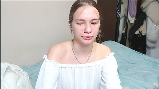 leila bambi  online show from 02-05-25, 06:26