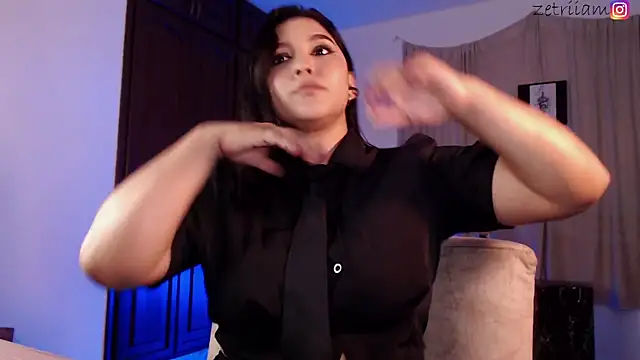 Snapshot of Zetrionn chatting on 09-30-25, 03:00 Zetrionn online show from 09-30-25, 03:00