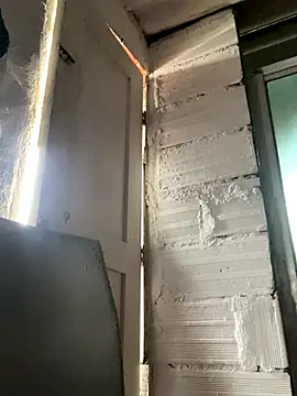 Snapshot of Larry-n-clouds chatting on 11-21-25, 03:00 Larry-n-clouds online show from 11-21-25, 03:00