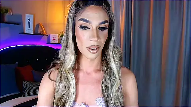 camila hootie online show from 01-19-25, 03:29