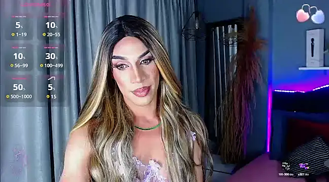 camila hootie online show from 03-08-25, 08:33