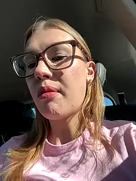 Snapshot of RinaCat chatting on 09-27-25, 05:12 RinaCat online show from 09-27-25, 05:12