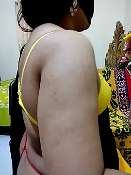 Snapshot of Ameera19 chatting on 10-15-25, 08:31 Ameera19 online show from 10-15-25, 08:31