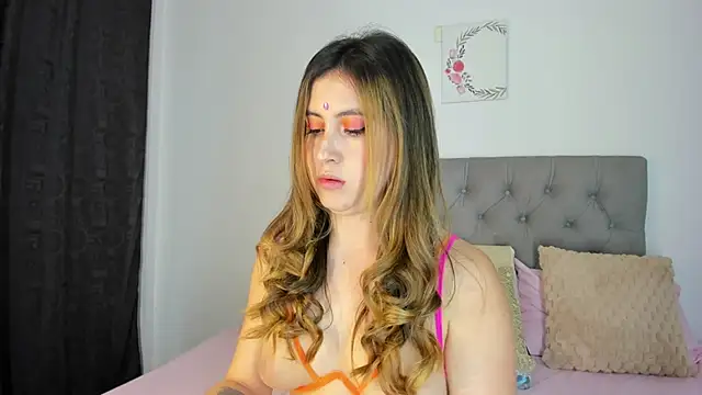 Snapshot of Nicol_Swift_ chatting on 10-24-25, 11:56 Nicol Swift online show from 10-24-25, 11:56