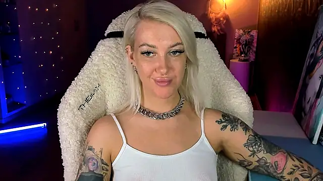 tykioty Miley online show from 03-27-26, 01:22