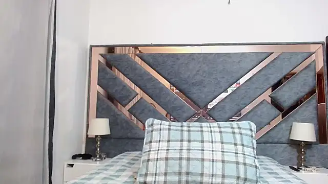 KarlaTesg online show from 11-09-25, 10:02