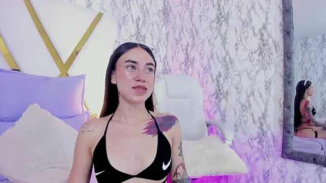 Snapshot of Athziry_ chatting on 12-05-24, 04:42 Athziry online show from 12-05-24, 04:42