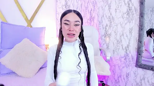 Snapshot of Athziry_ chatting on 12-06-24, 04:47 Athziry online show from 12-06-24, 04:47