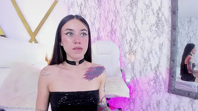 Snapshot of Athziry_ chatting on 12-10-24, 12:28 Athziry online show from 12-10-24, 12:28