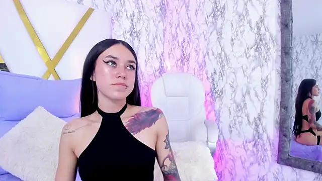 Snapshot of Athziry_ chatting on 12-20-24, 12:41 Athziry online show from 12-20-24, 12:41