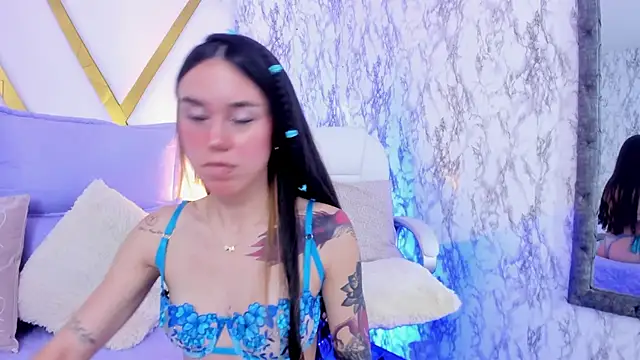 Snapshot of Athziry_ chatting on 01-10-25, 02:23 Athziry online show from 01-10-25, 02:23