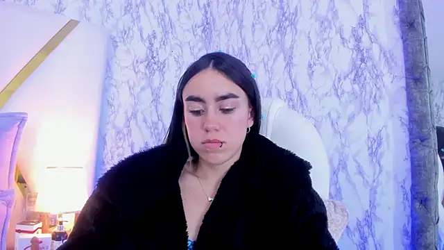 Snapshot of Athziry_ chatting on 01-11-25, 12:12 Athziry online show from 01-11-25, 12:12