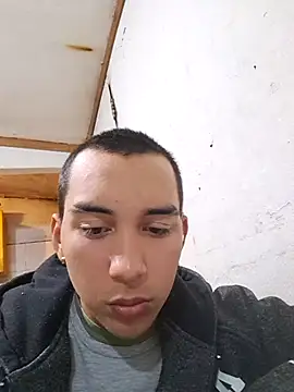 Snapshot of X_xtomas_x chatting on 11-23-25, 02:00 X xtomas x online show from 11-23-25, 02:00