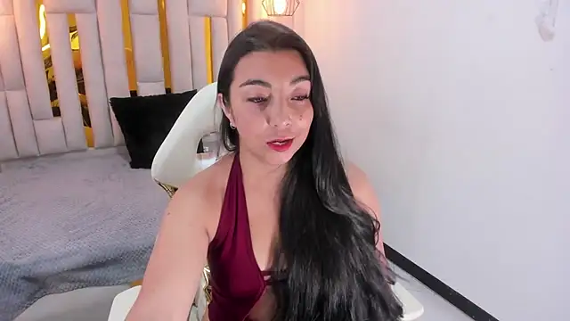 Snapshot of Karla_hernandez_ chatting on 01-27-25, 11:00 Karla hernandez online show from 01-27-25, 11:00