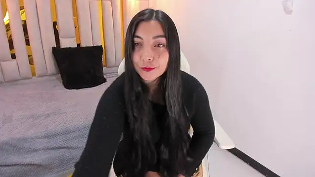 Snapshot of Karla_hernandez_ chatting on 01-31-25, 11:03 Karla hernandez online show from 01-31-25, 11:03