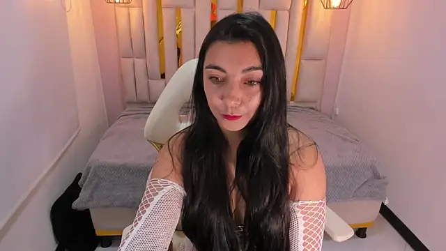 Snapshot of Karla_hernandez_ chatting on 02-15-25, 11:17 Karla hernandez online show from 02-15-25, 11:17