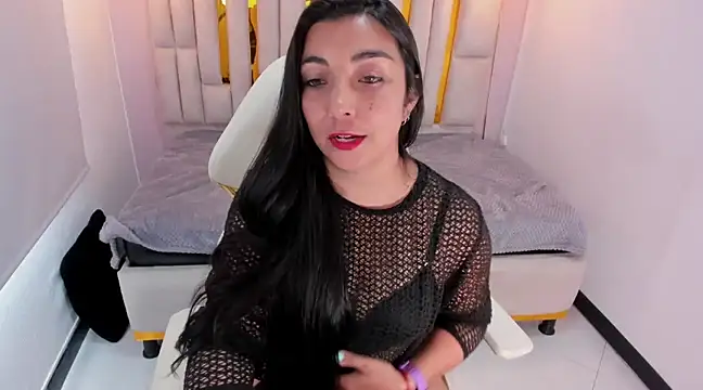 Snapshot of Karla_hernandez_ chatting on 03-05-25, 05:29 Karla hernandez online show from 03-05-25, 05:29