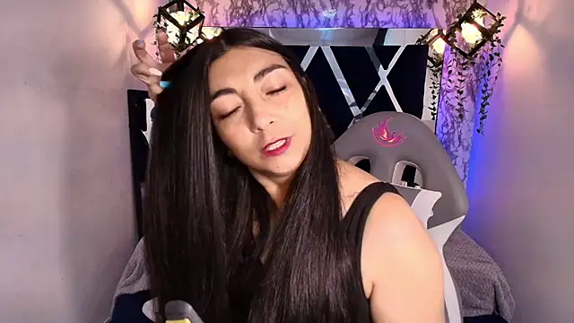 Snapshot of Karla_hernandez_ chatting on 09-13-25, 12:16 Karla hernandez online show from 09-13-25, 12:16