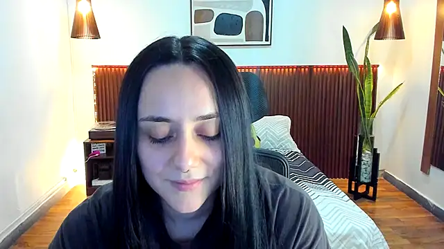 Snapshot of KatherineBond chatting on 11-28-25, 07:27 KatherineBond online show from 11-28-25, 07:27