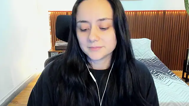 KatherineBond online show from 12-13-25, 09:09