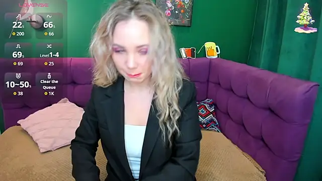 Snapshot of EvaMoran chatting on 09-25-25, 01:31 EvaMoran online show from 09-25-25, 01:31