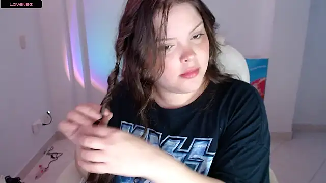 Gabiwaifu online show from 12-15-24, 09:31