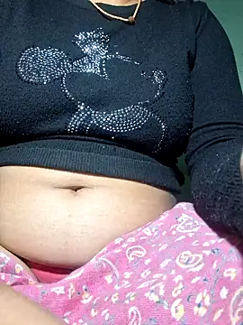 Snapshot of Priya_Bong chatting on 12-19-25, 04:14 Priya Bong online show from 12-19-25, 04:14