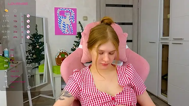 TrissMerigold9 online show from 01-11-26, 09:36