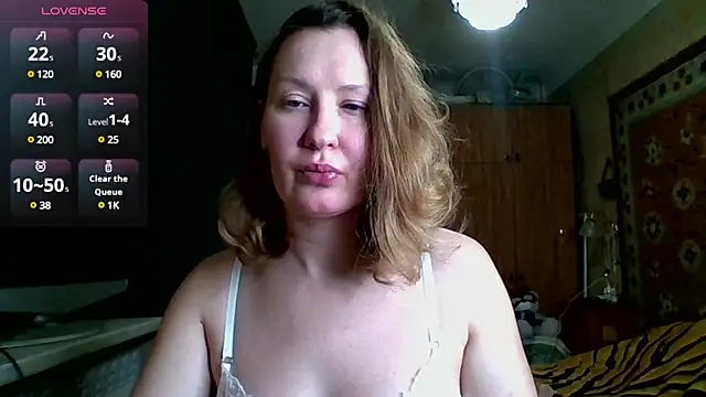 AnnaXLovers online show from 12-11-24, 01:28