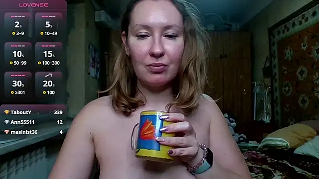 AnnaXLovers online show from 12-29-24, 04:51