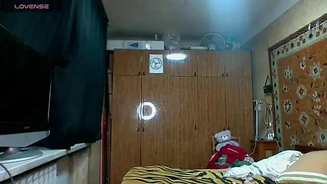 AnnaXLovers online show from 02-07-25, 07:40