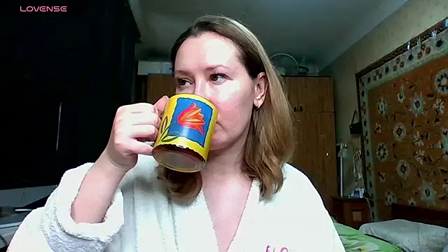 AnnaXLovers online show from 02-13-25, 08:59