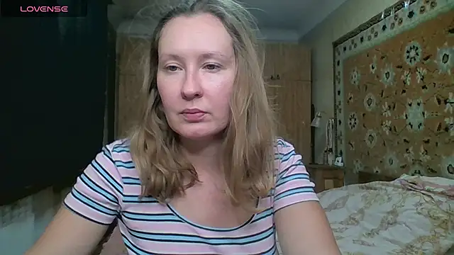 AnnaXLovers online show from 09-11-25, 04:51