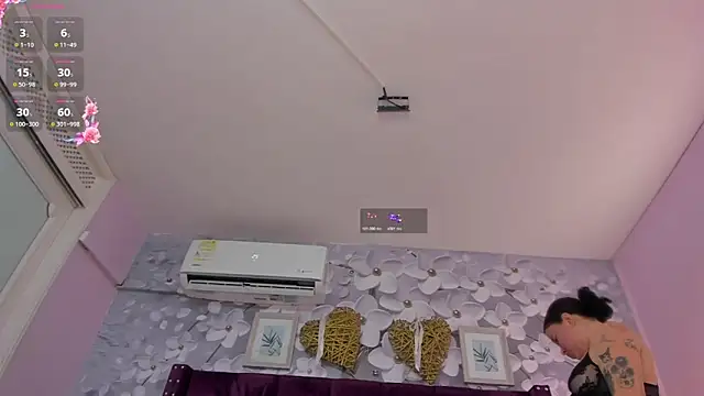 Danee 19  online show from 03-27-26, 12:05