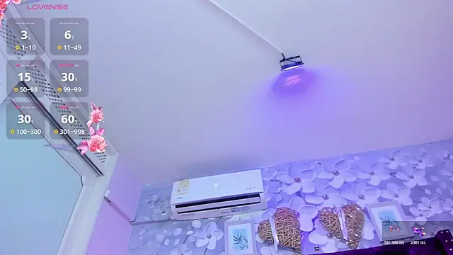 Danee 19  online show from 03-31-26, 11:54