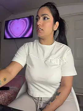 JazminTaylor online show from 06-28-26, 04:46