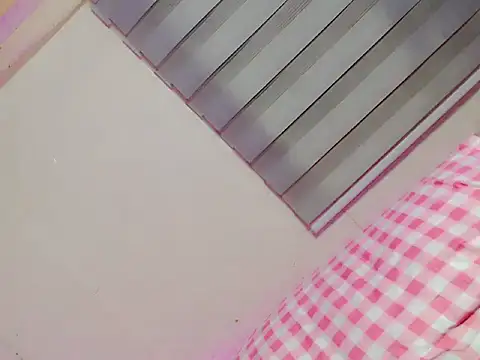 Snapshot of lustykeisha chatting on 09-09-25, 09:14 lustykeisha online show from 09-09-25, 09:14