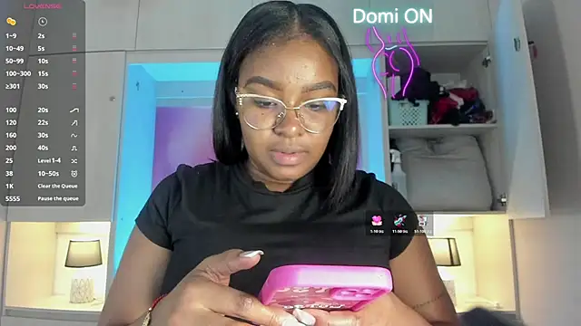 Snapshot of tamaraa_smiith chatting on 04-27-26, 07:45 tamaraa smiith online show from 04-27-26, 07:45